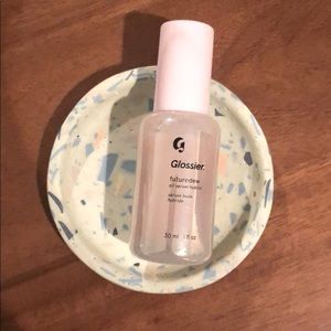 Glossier Future Dew